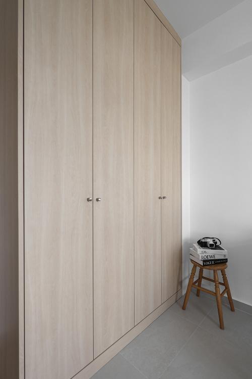 Minimalist Bedroom at Floral Spring @ Yishun