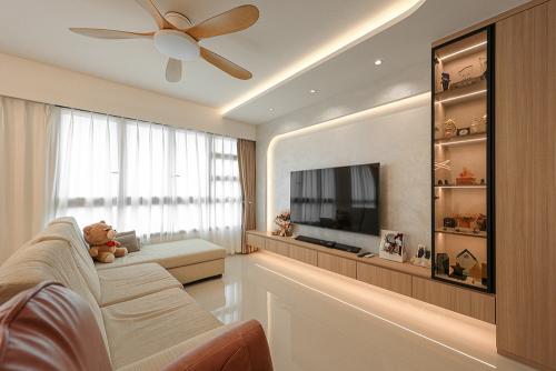 Scandinavian Living Room at West Coast Parkview