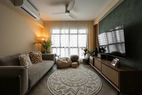 Country Living Room at Fernvale Vines 3-Gen