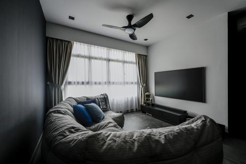 Modern Living Room at Tampines GreenFoliage