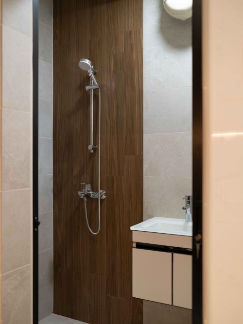 Scandinavian Bathroom at 119D Kim Tian Road