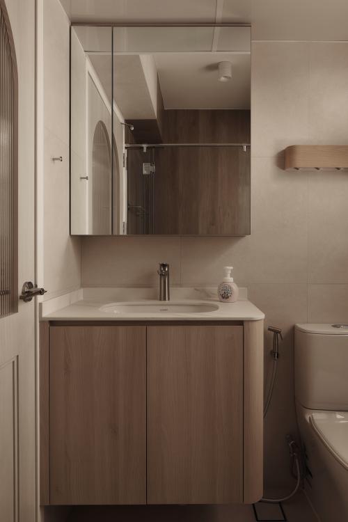 Scandinavian Bathroom at Parc Clover @ Tengah