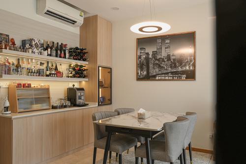 Scandinavian Dining Room at Edelweiss Park