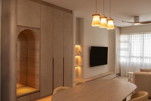 Scandinavian Entryway at Segar Palmview