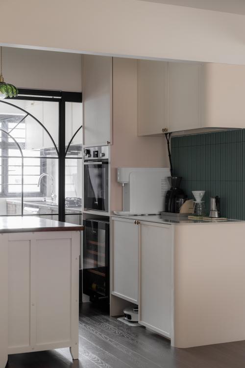 Vintage Home Bar at 467 Hougang