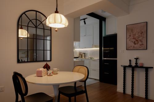 Contemporary Kitchen at 402A Toa Payoh