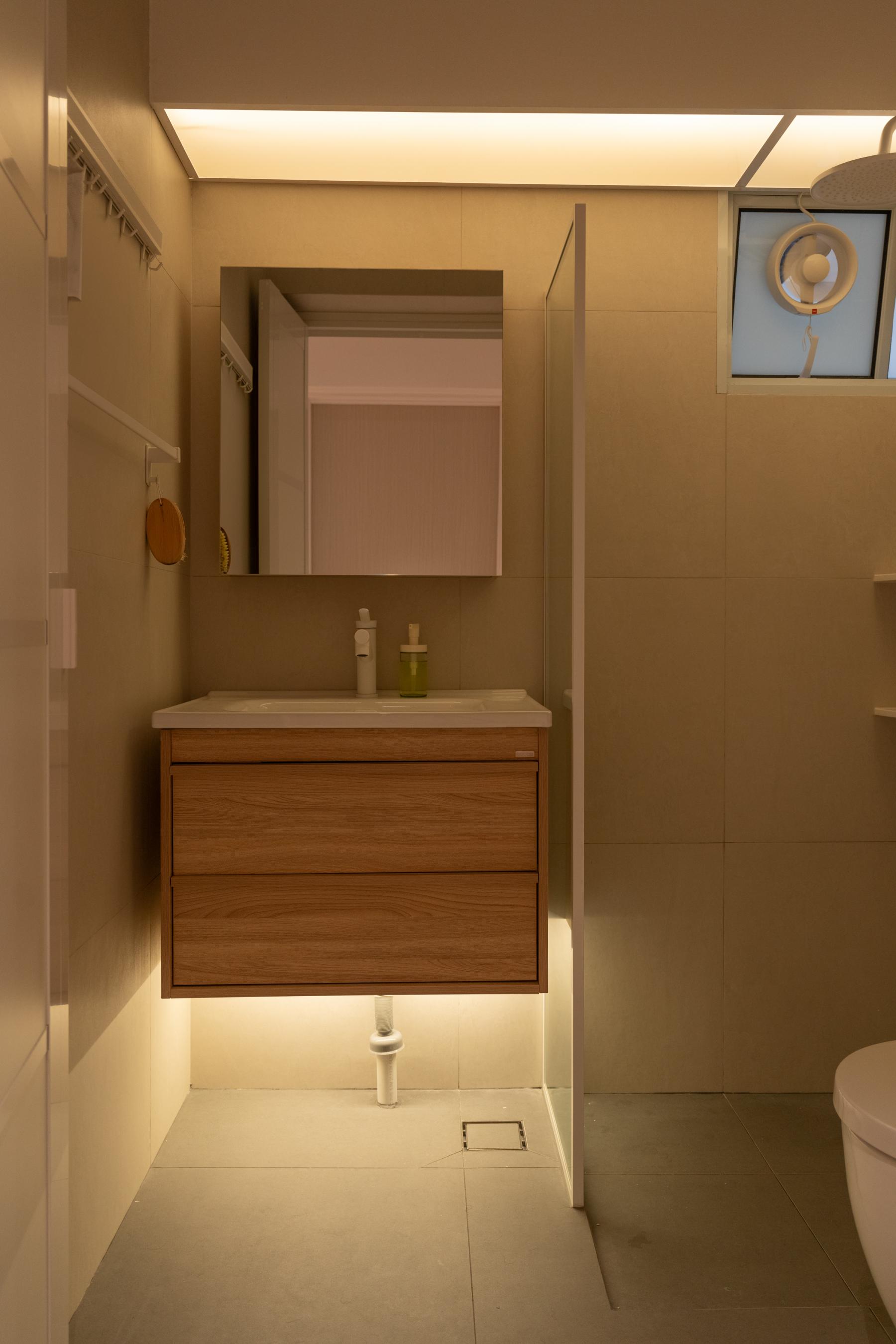 Contemporary Bathroom with Wood Flooring and Mirror