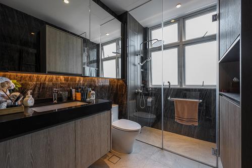 Asian Bathroom at 3-Storey Landed House