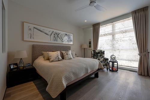 Asian Bedroom at 3-Storey Landed House