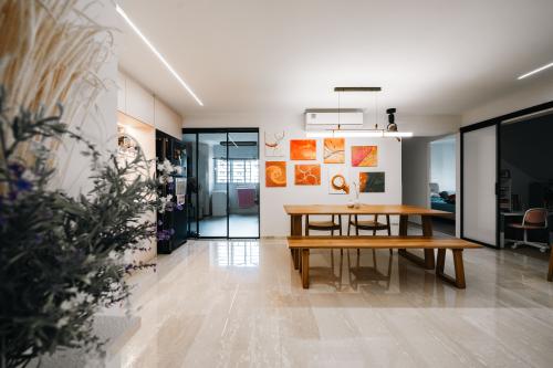 Contemporary Dining Room at 286C Toh Guan