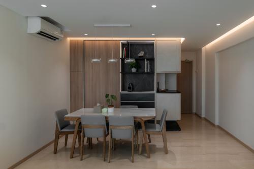 Contemporary Dining Room at Resale 5 Room HDB @ punggol