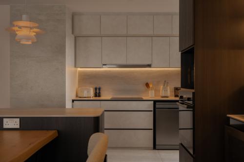 Minimalist Kitchen at Teck Ghee Parkview