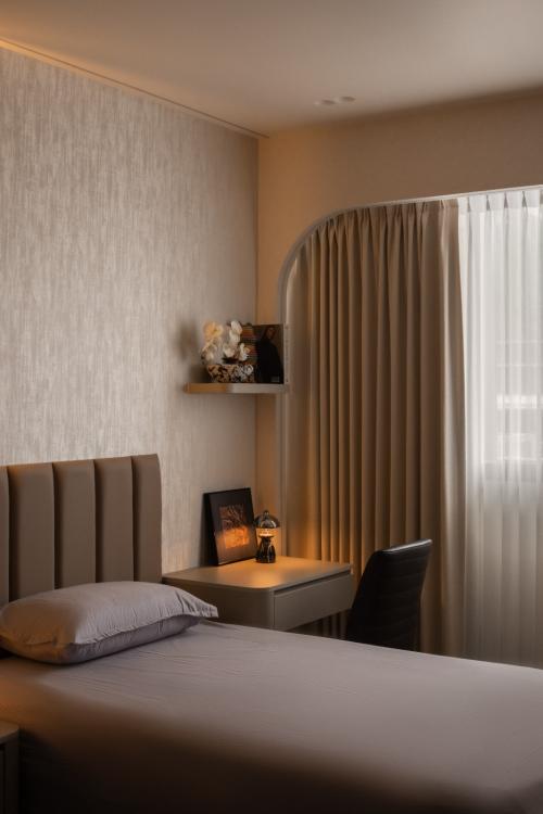 Modern Bedroom at One Bernam