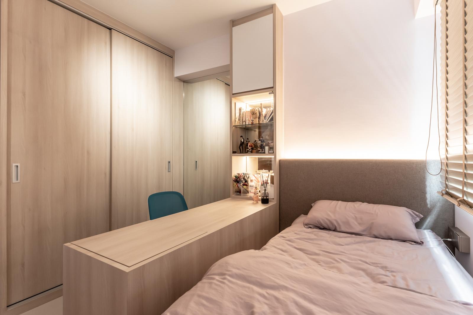 Modern Bedroom with Wardrobe and Sliding Wardrobe