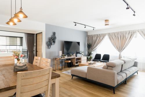 Industrial Living Room at 220 Pasir Ris