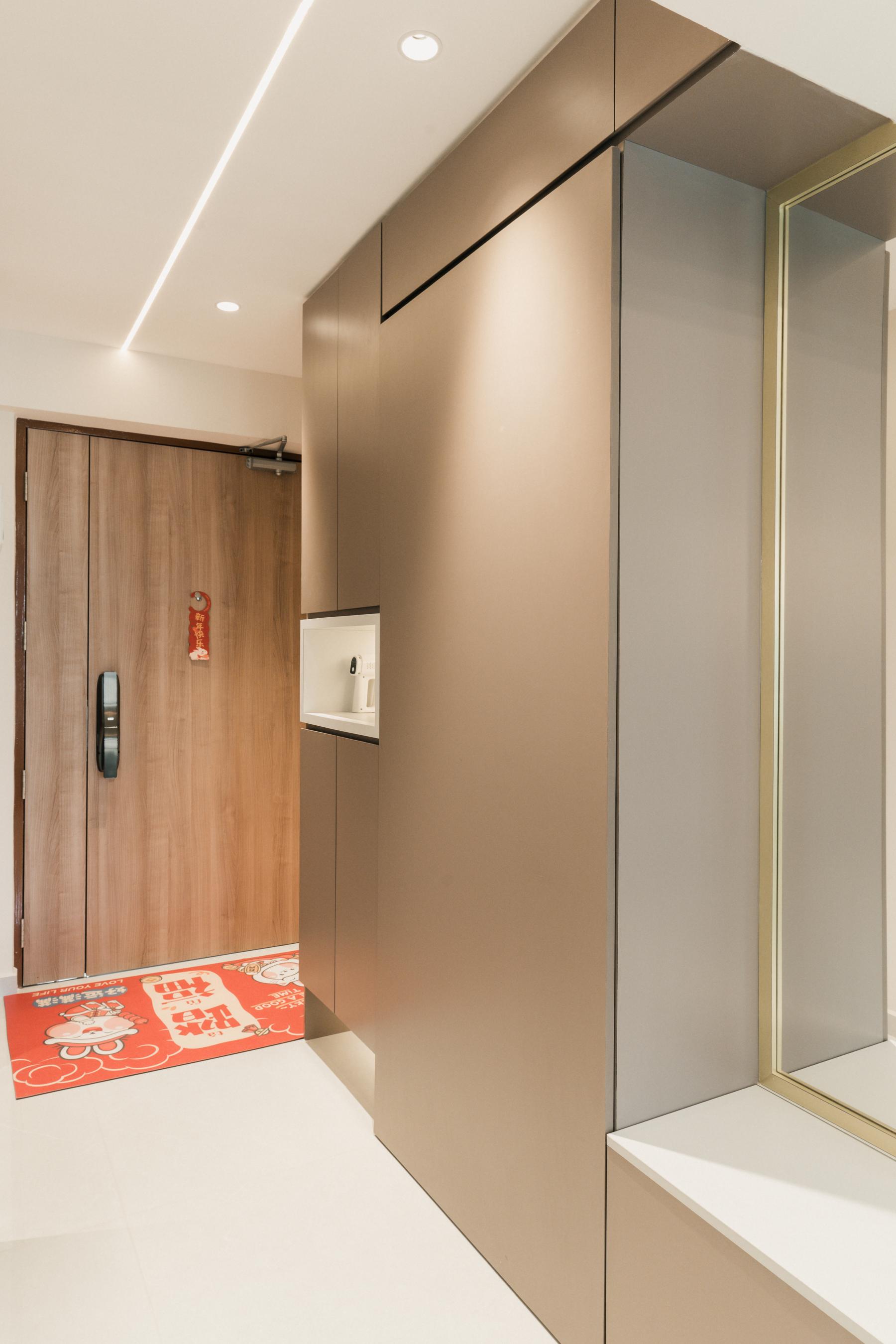 Contemporary Foyer with Mirror and Artwork