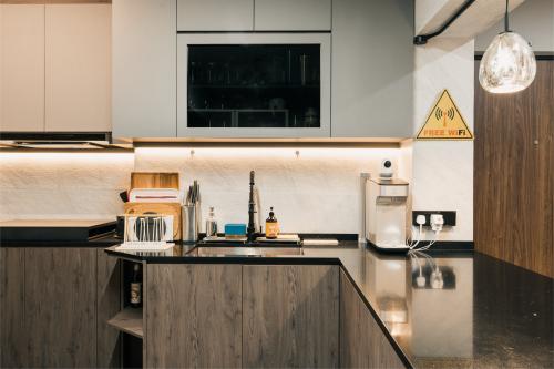 Industrial Kitchen at 297 Yishun
