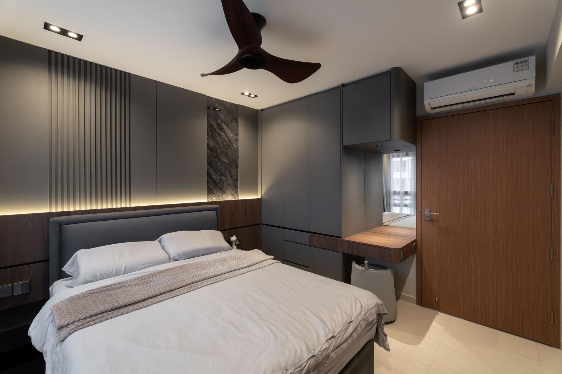 Contemporary Bedroom with Wardrobe and Closet