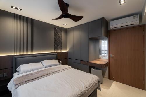 Contemporary Bedroom at 4 Room HDB @ Tampines Green Jade