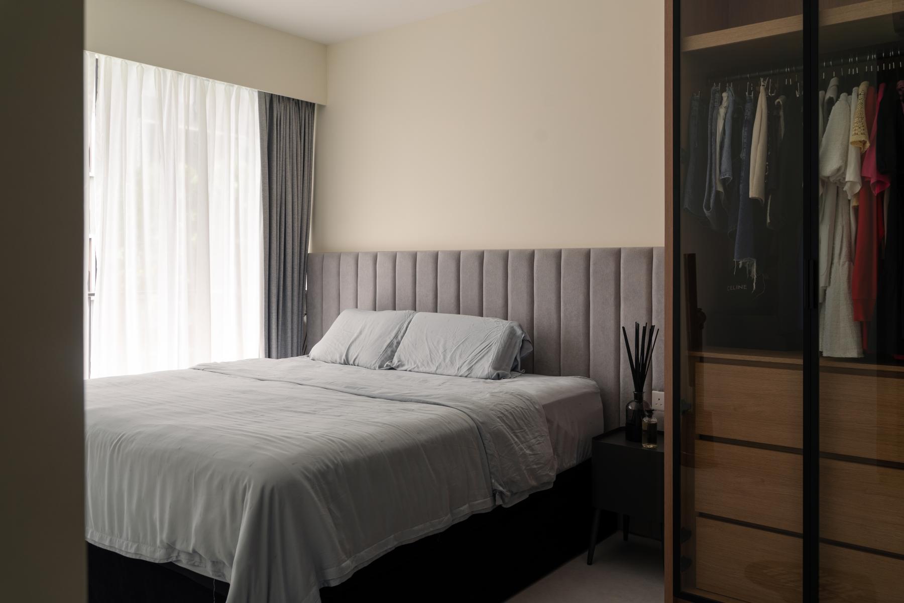 Modern Bedroom with Wardrobe and Sliding Wardrobe