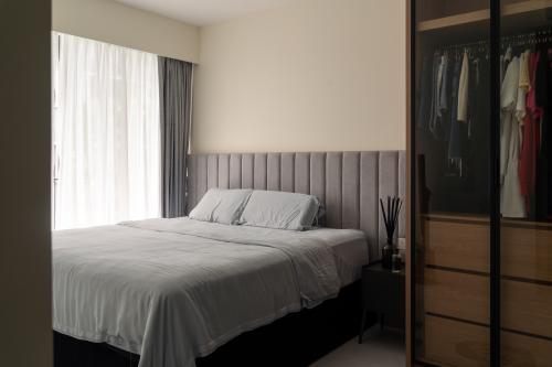 Modern Bedroom at iNz Residence