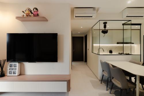 Modern Living Room at iNz Residence