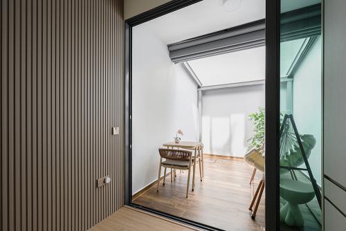 Scandinavian Balcony at The Beverly