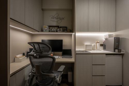 Scandinavian Home Office at The Beverly