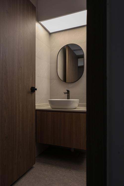 Scandinavian Bathroom at Alkaff Breeze