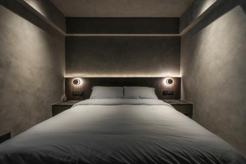 Industrial Bedroom at Bishan