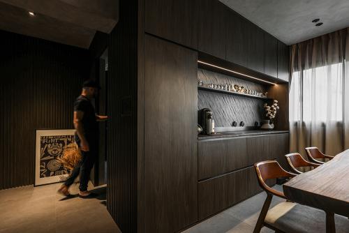 Industrial Dining Room at Bishan