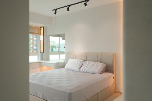 Minimalist Bedroom at 617D Punggol Dr