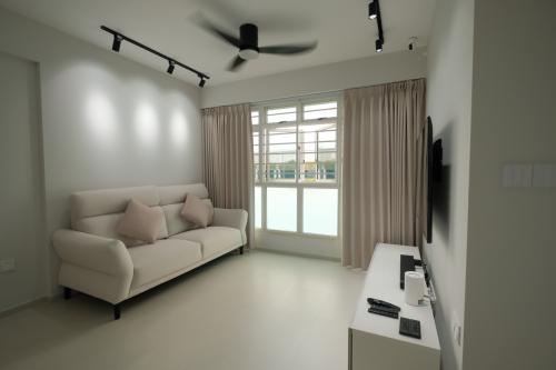 Minimalist Living Room at 617D Punggol Dr