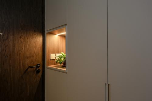 Modern Foyer at Mooi Residences