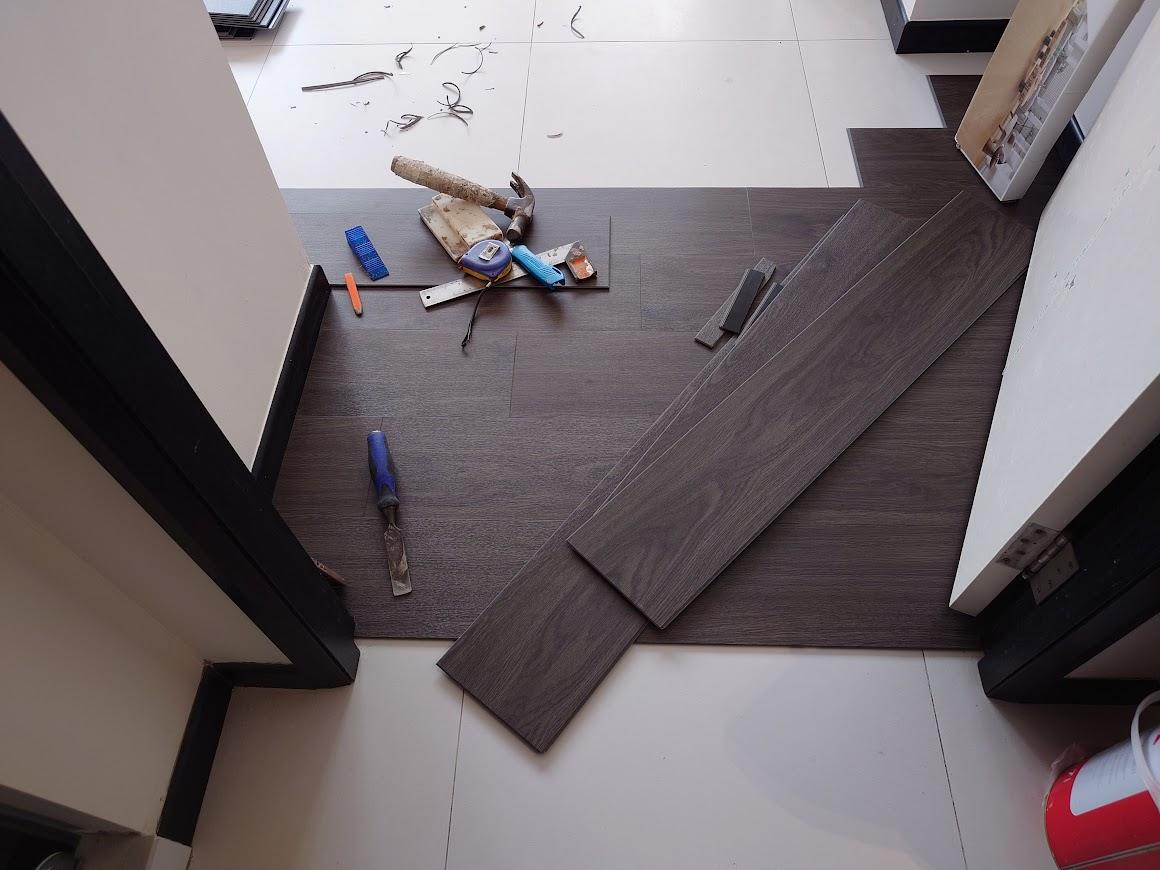 Asian Bedroom with Vinyl Flooring and Parquet Floor