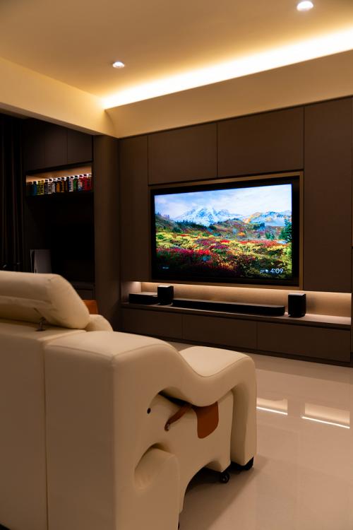 Modern Living Room at 680B Jurong East