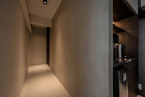 Modern Hallway at Telok Blangah Towers