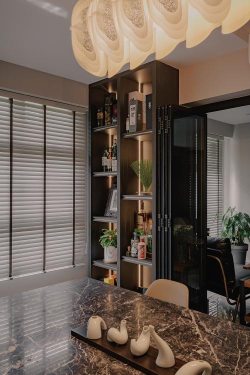 Modern Dining Room at Tampines GreenRidges