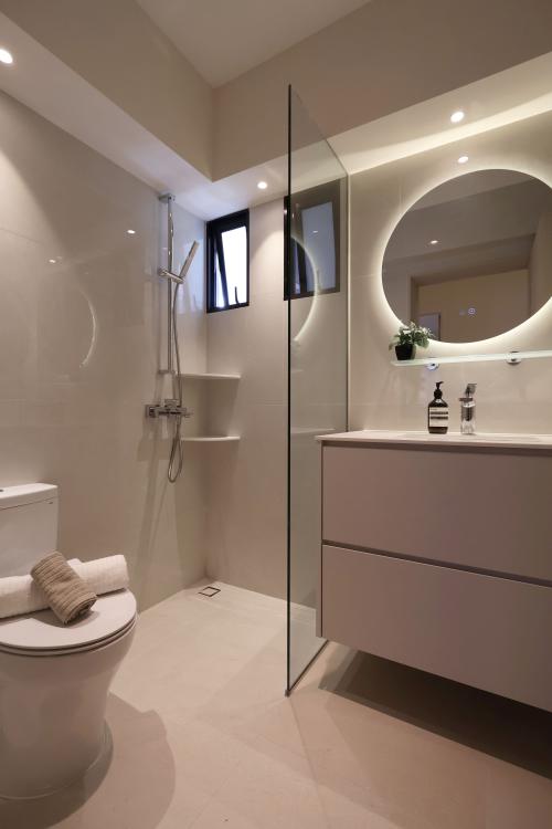 Modern Bathroom at Resale 4 Room HDB @ Punggol Way