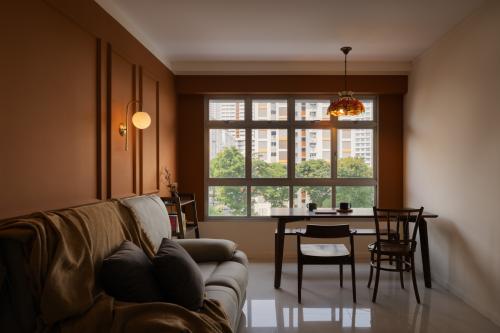 Eclectic Living Room at St. George's Towers