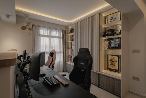 Modern Home Office at ParkView @ Bidadari