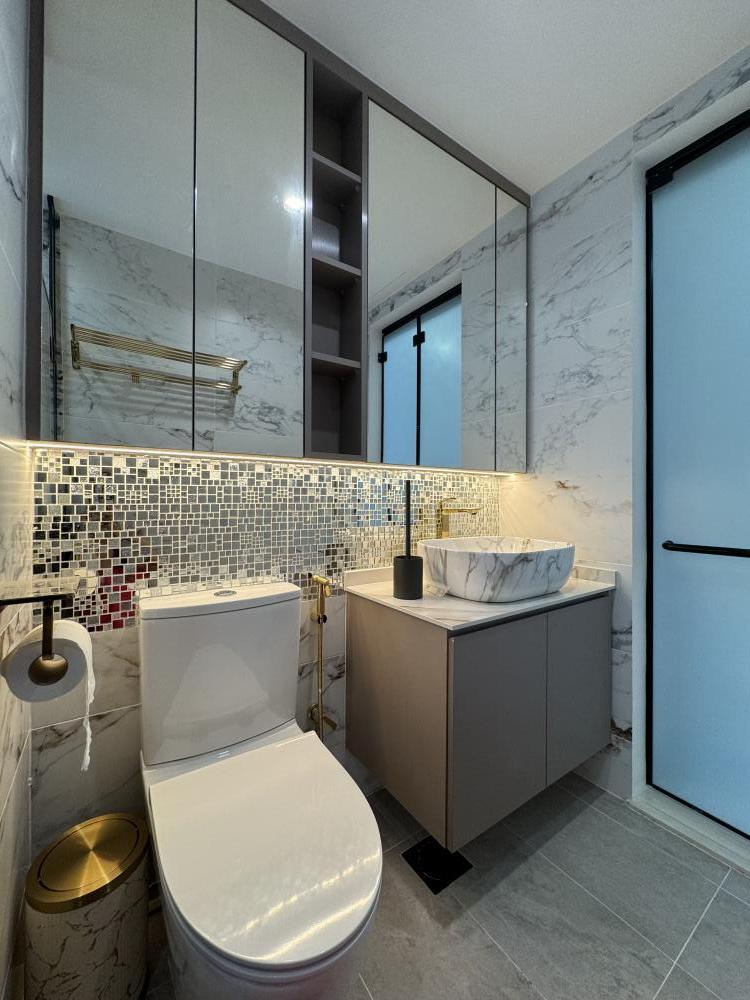 Bellewaters Condominium