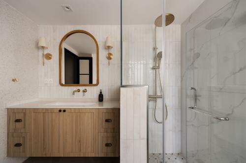 Country Bathroom at Serangoon