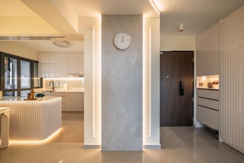 Contemporary Entryway at Costa Grove