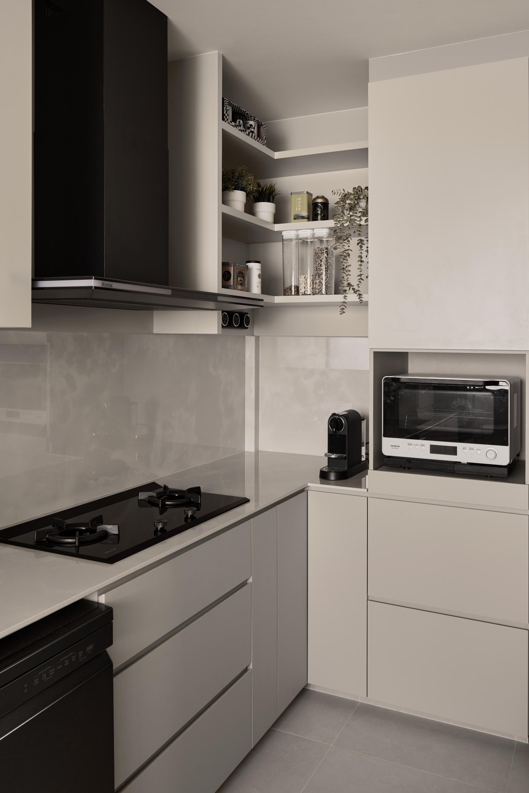 Contemporary Kitchen with Open Kitchen and Kitchen Cabinets