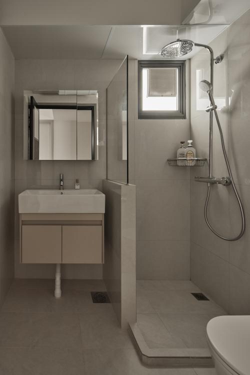 Asian Bathroom at Bishan Towers