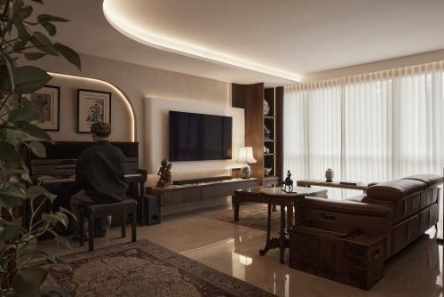 Asian Living Room at Changi Rise