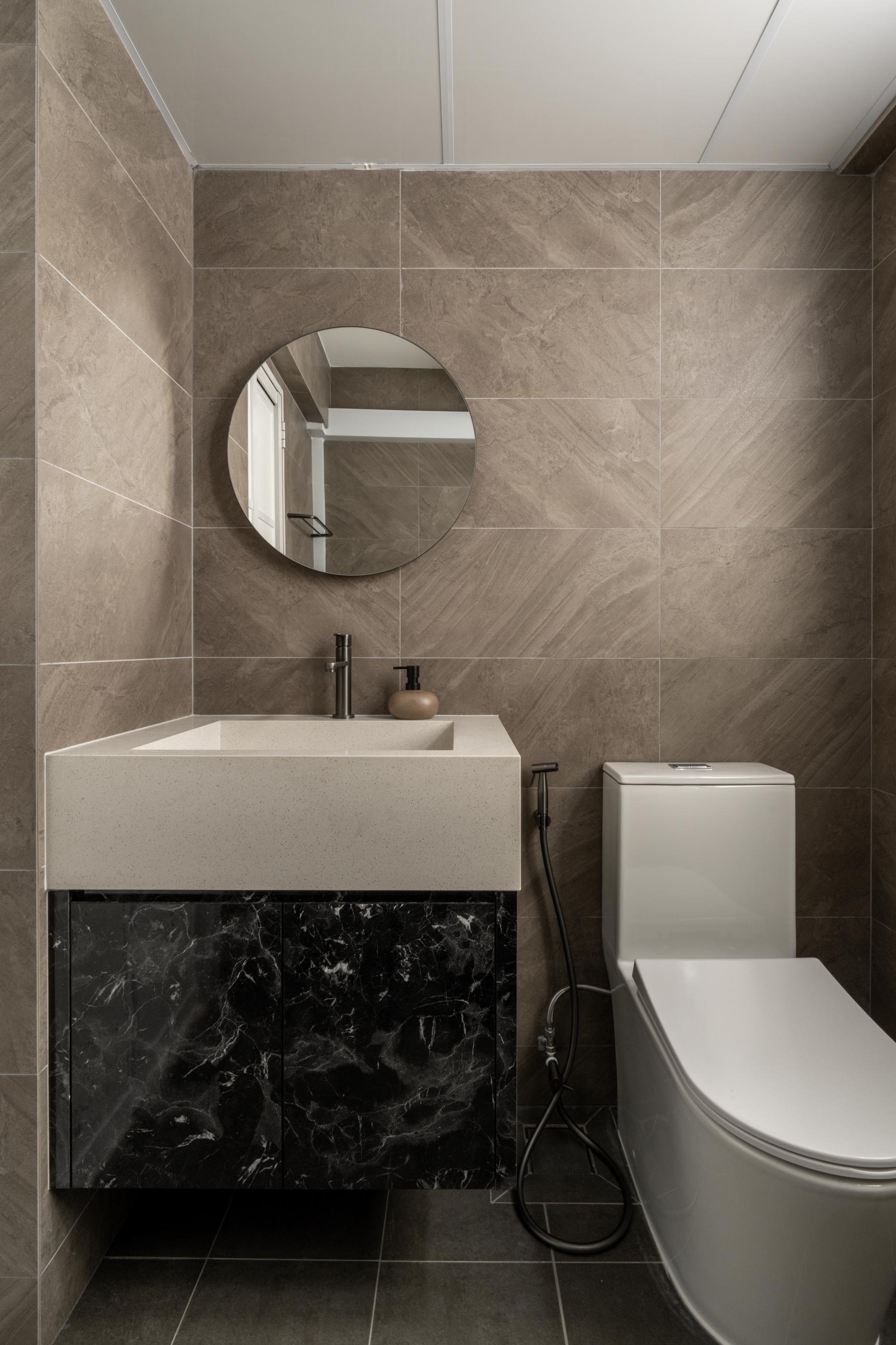 Modern Bathroom with Mirror and Bathroom Mirrors