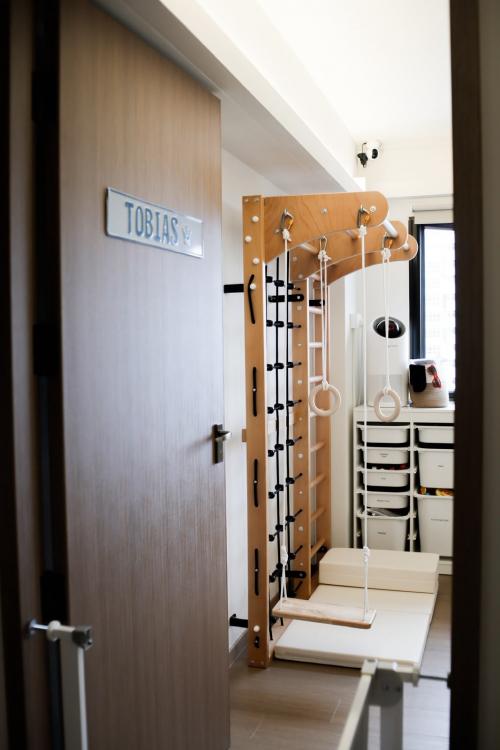 Contemporary Bedroom at 64 Teban Garden