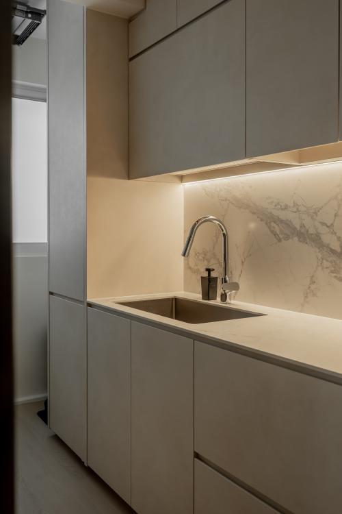 Minimalist Kitchen at 441C Bukit Batok West Ave 8